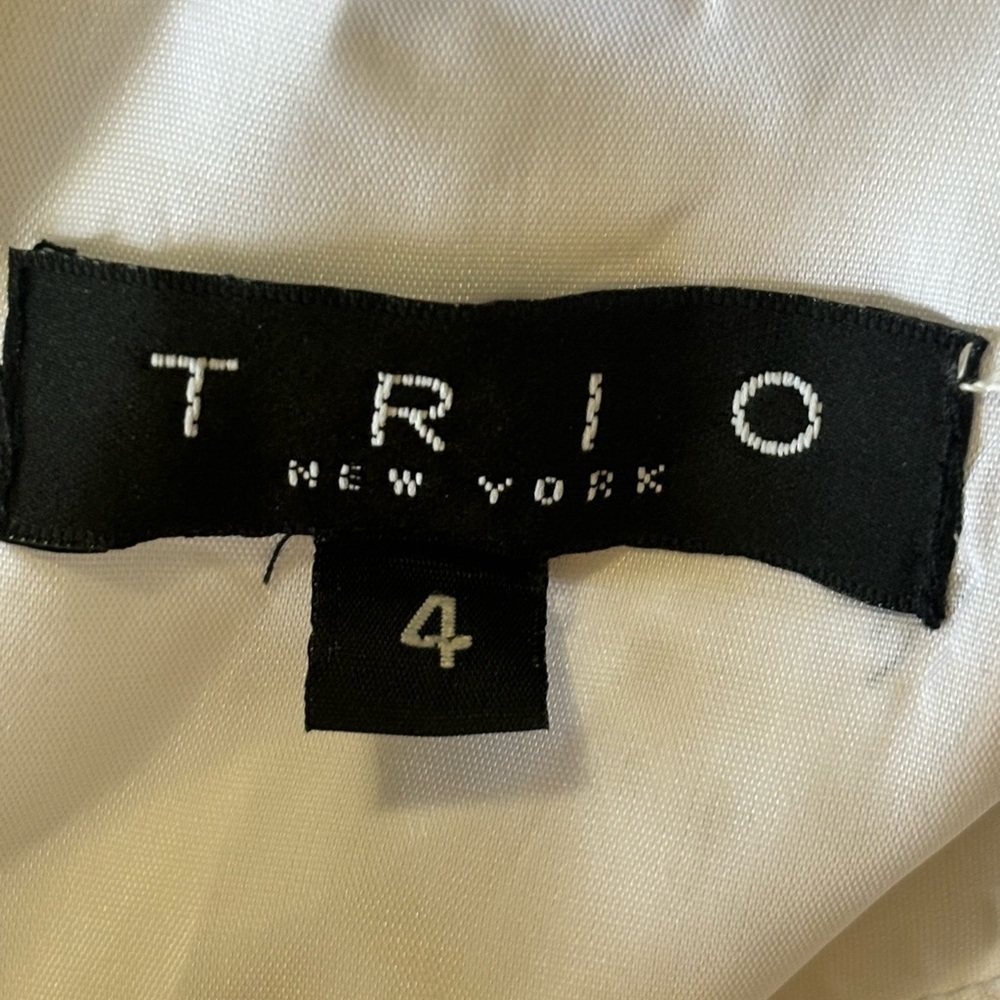 Trio New York white lace sheath dress size 4 - Picture 13 of 15